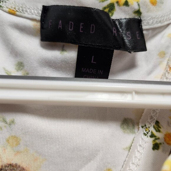 Sunflower crop top - Picture 3 of 3